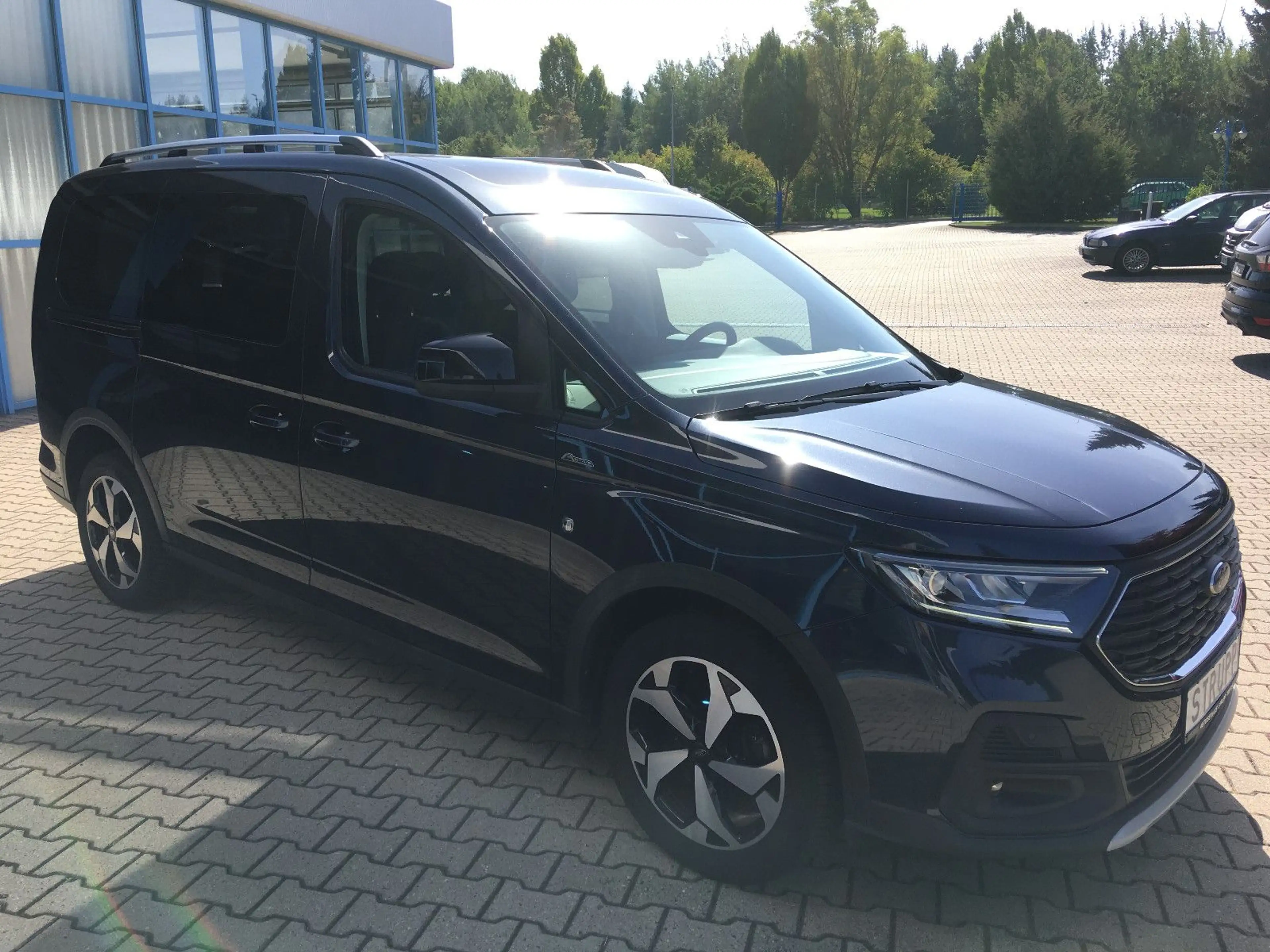 Ford Grand Tourneo Tourneo Connect L2 Aut. Active/AHK/LED/SHZ/Dach — photo 7