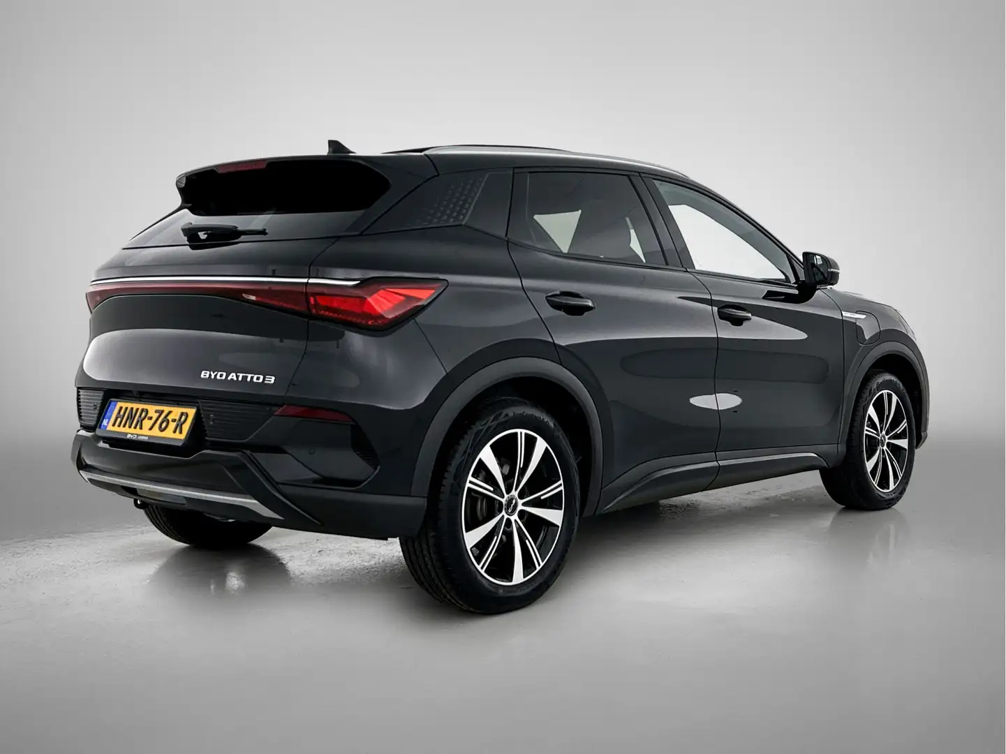 BYD Atto 3 Comfort 60 kWh | Modeljaar 2025 | Zwart Leder | 18 Noir - 2