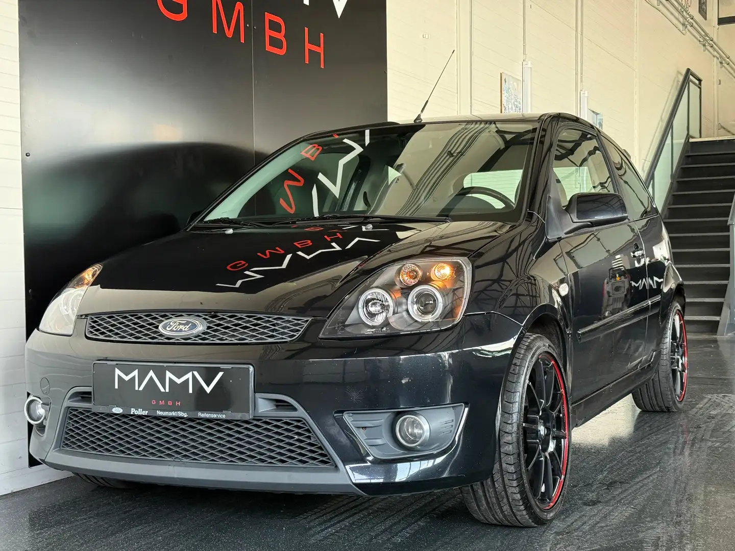 Ford Fiesta ST 2,0 136tkm Finanzierung Schwarz - 1