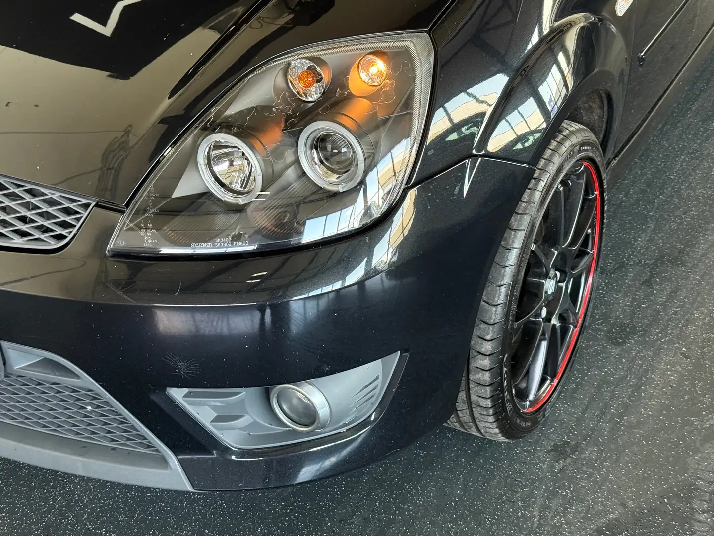 Ford Fiesta ST 2,0 136tkm Finanzierung Schwarz - 2