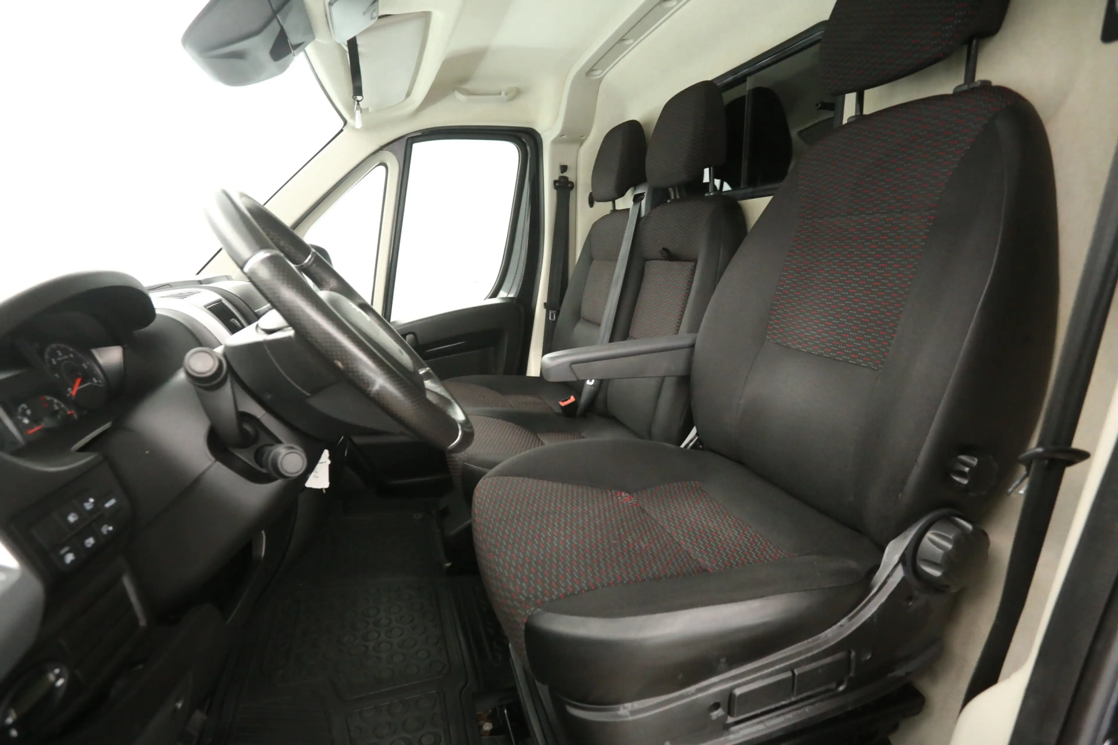 Citroen Jumper Peugeot Boxer 2.2 BlueHDi 165PK L2H1 | Airco | Cru — photo 9