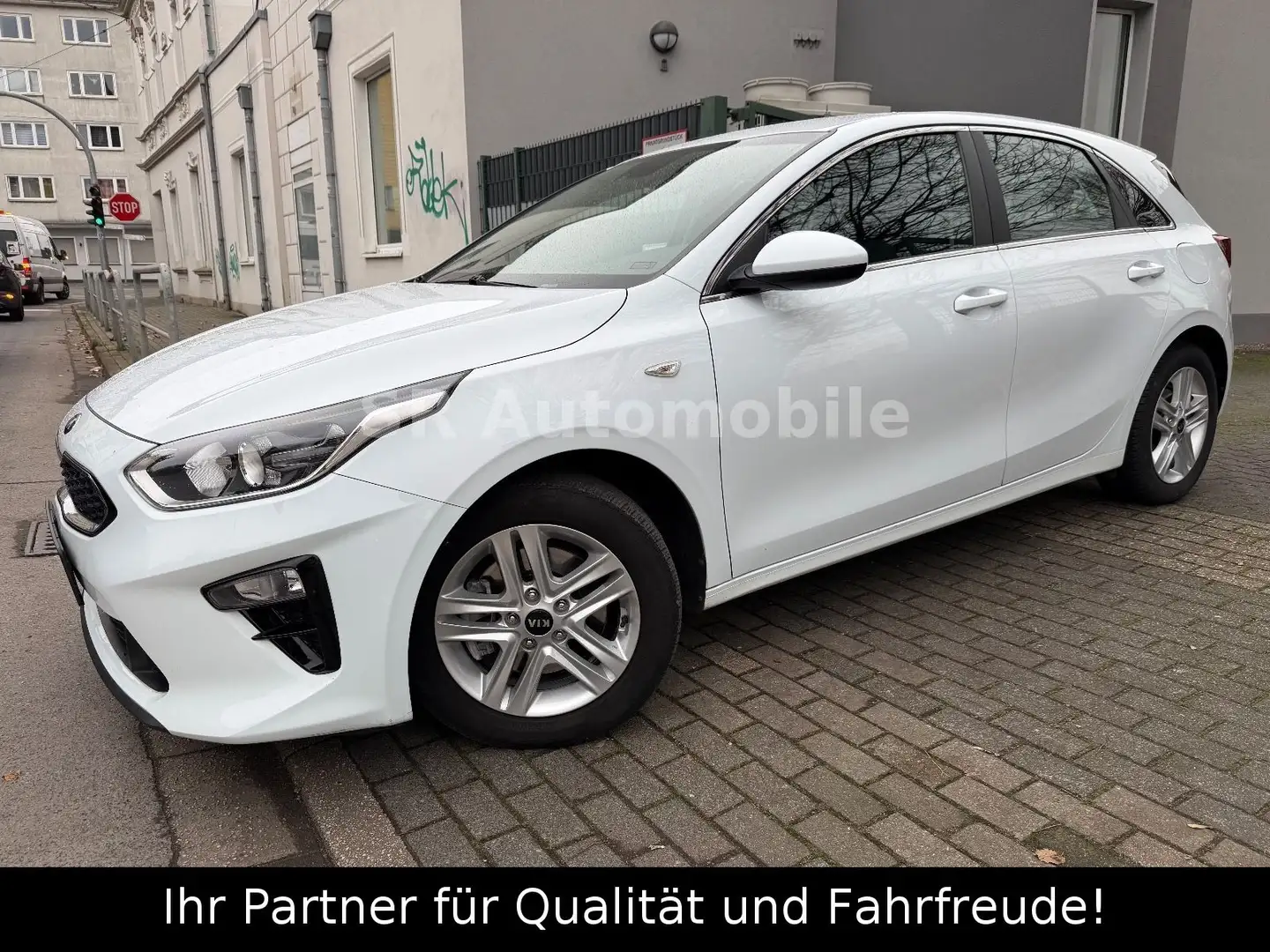 Kia Ceed / cee'd 1.HAND*KLIMA*LED*NAVI*SHZ*KAMERA*PDC* Weiß - 2