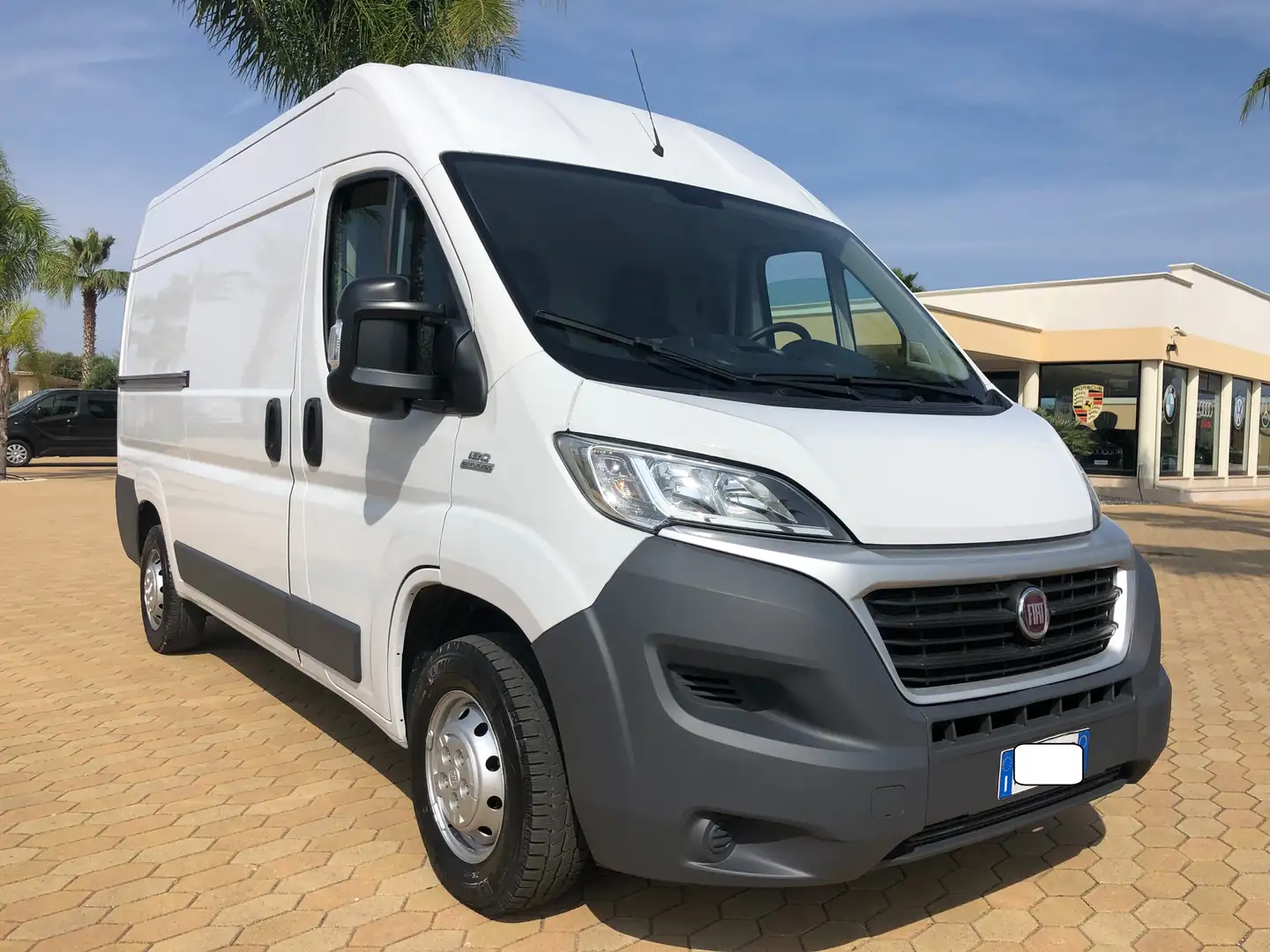 Fiat Ducato FURGONE 2.3 MJ 33 T.M-P.MEDIO NAVI Bianco - 1
