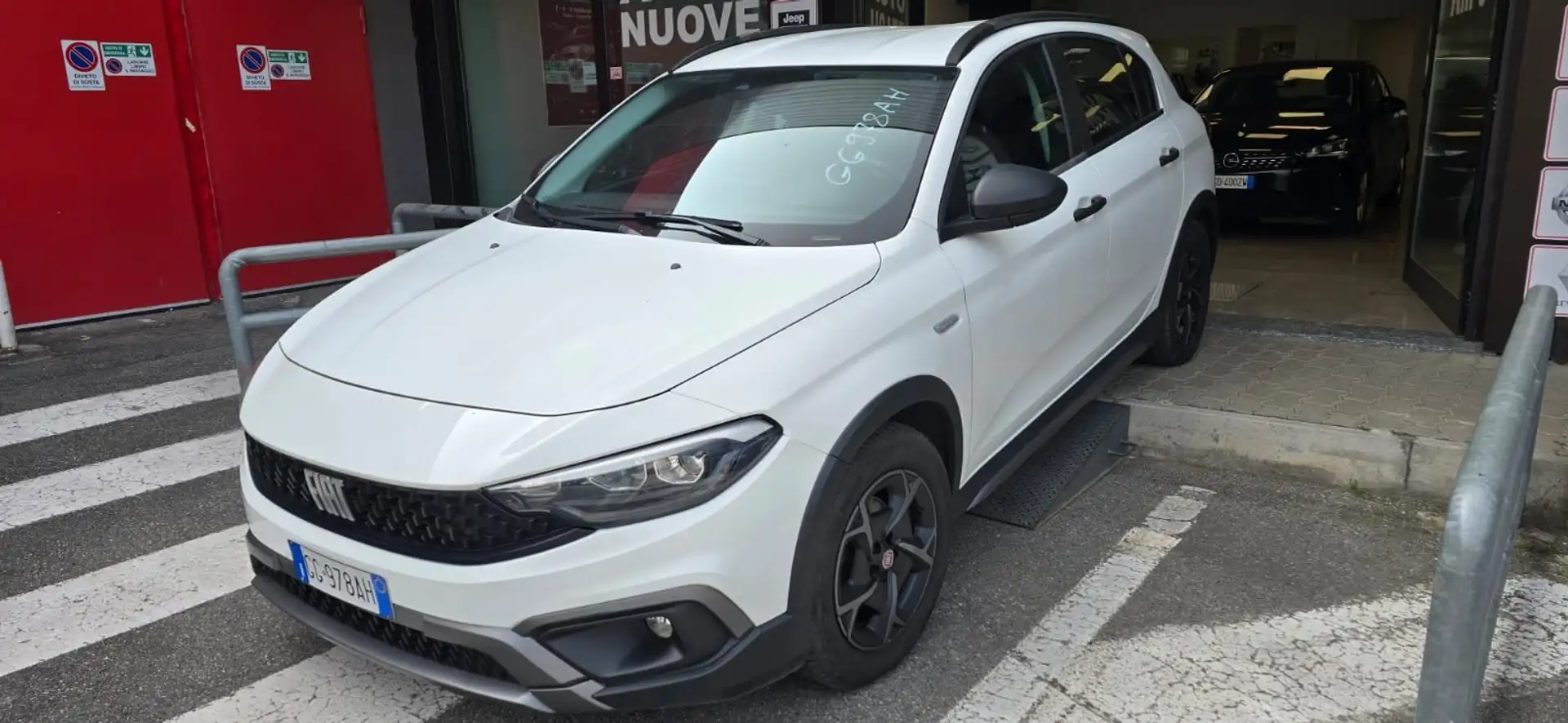 Fiat Tipo Tipo 5p 1.0 Cross 100cv FATTURABILE Bianco - 2