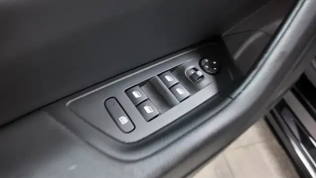 Peugeot 508 view 16