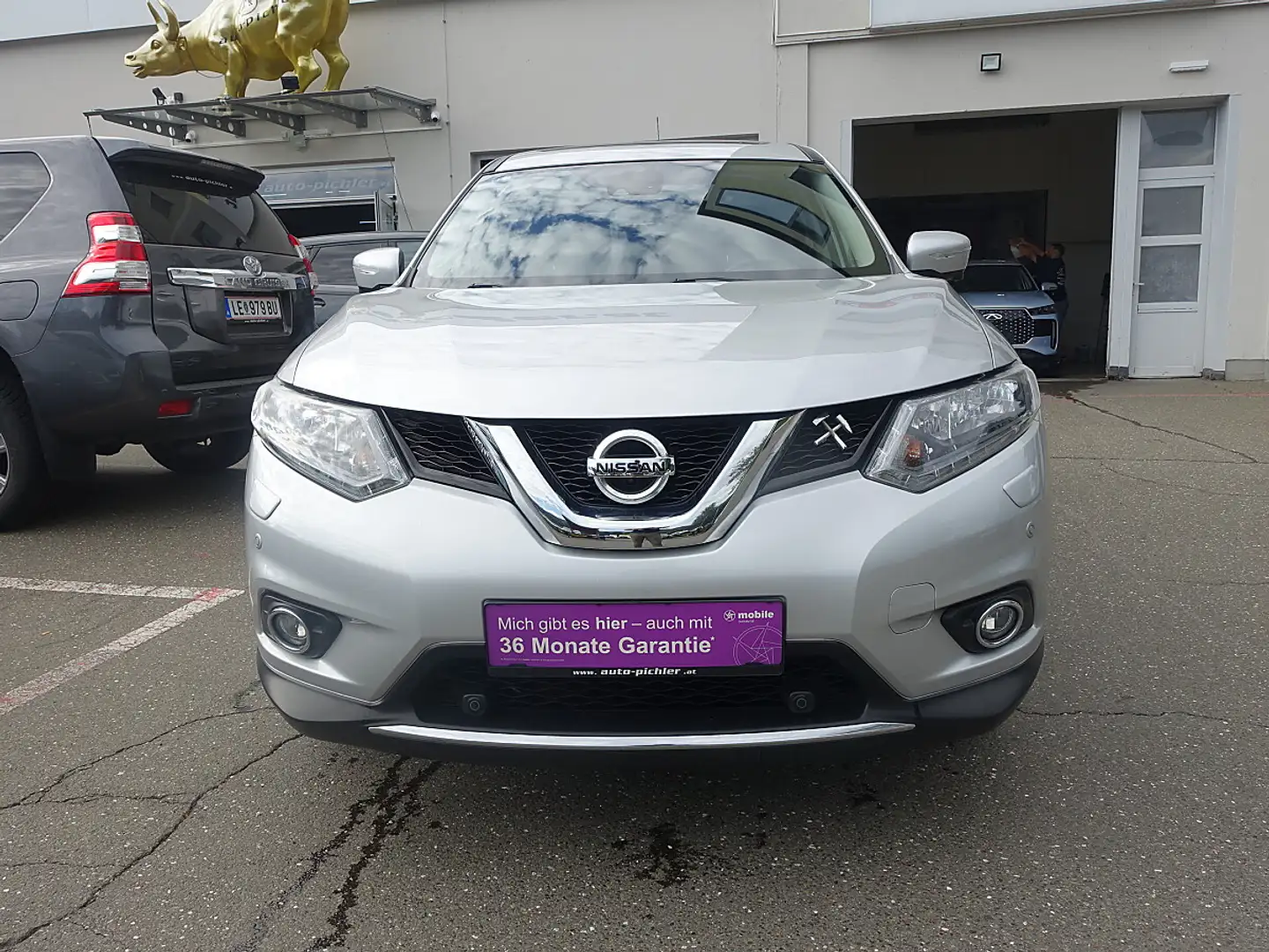 Nissan X-Trail X-TRAIL 1,6dCi 360° Aut. Silber - 2