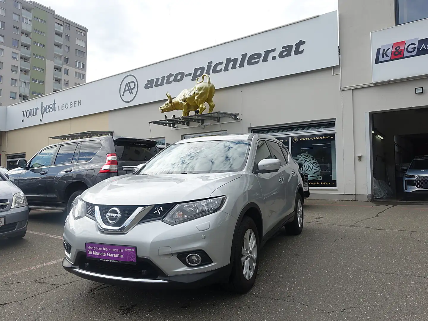 Nissan X-Trail X-TRAIL 1,6dCi 360° Aut. Silber - 1
