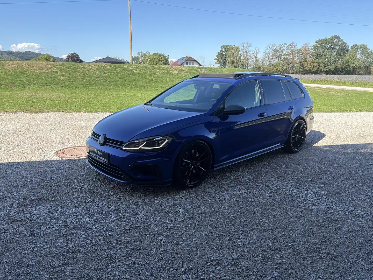 Volkswagen Golf Variant R 4Motion DSG*Voll*Pano*Dynaudio* Blau - 1