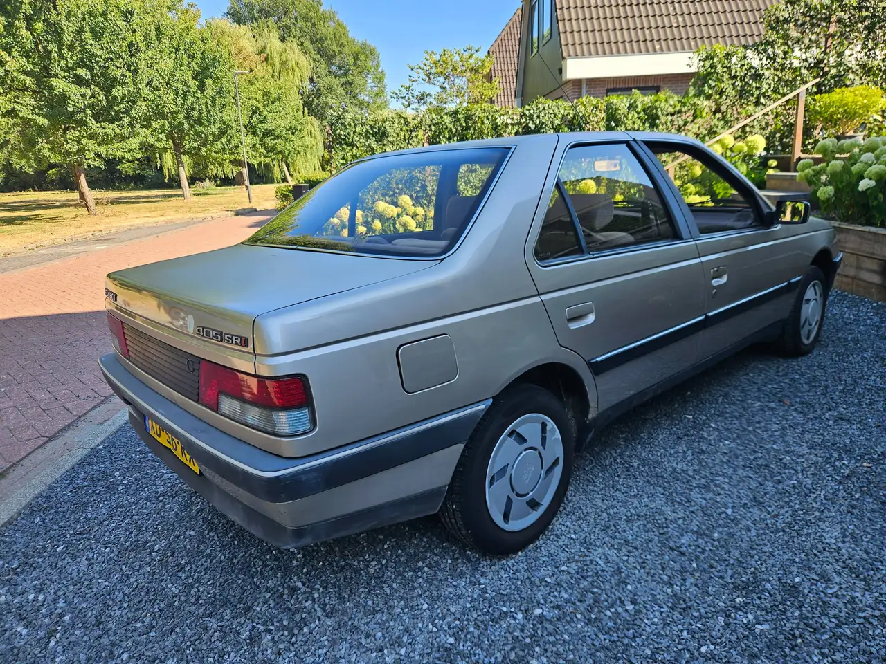Peugeot 405 1.9 SRI limousine Automaat org. NL, 122500km, APK, foto 4