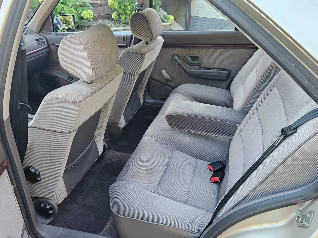 Peugeot 405 1.9 SRI limousine Automaat org. NL, 122500km, APK, foto 10