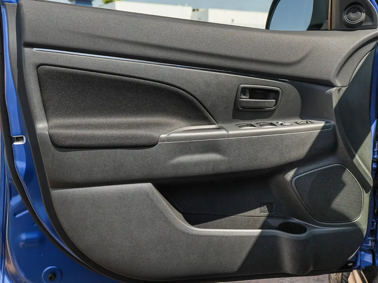 Mitsubishi RVR снимка Mitsubishi RVR