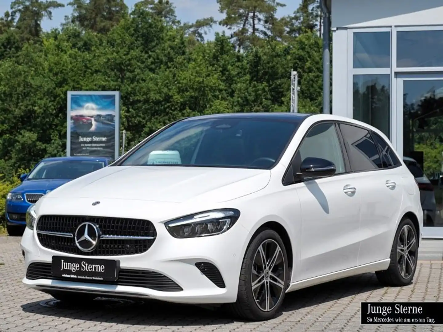 Mercedes-Benz B 180 Progressive ADVP PANO+AHK+NIGHT+AMBIENTE+E Wit - 2