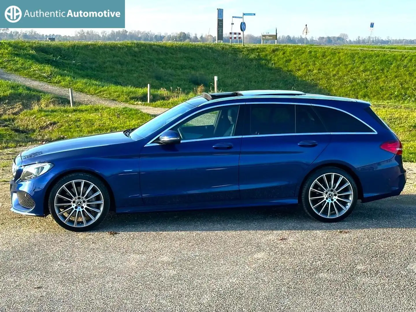 Mercedes-Benz C 350 Estate e Premium Plus Hybride Blauw - 2