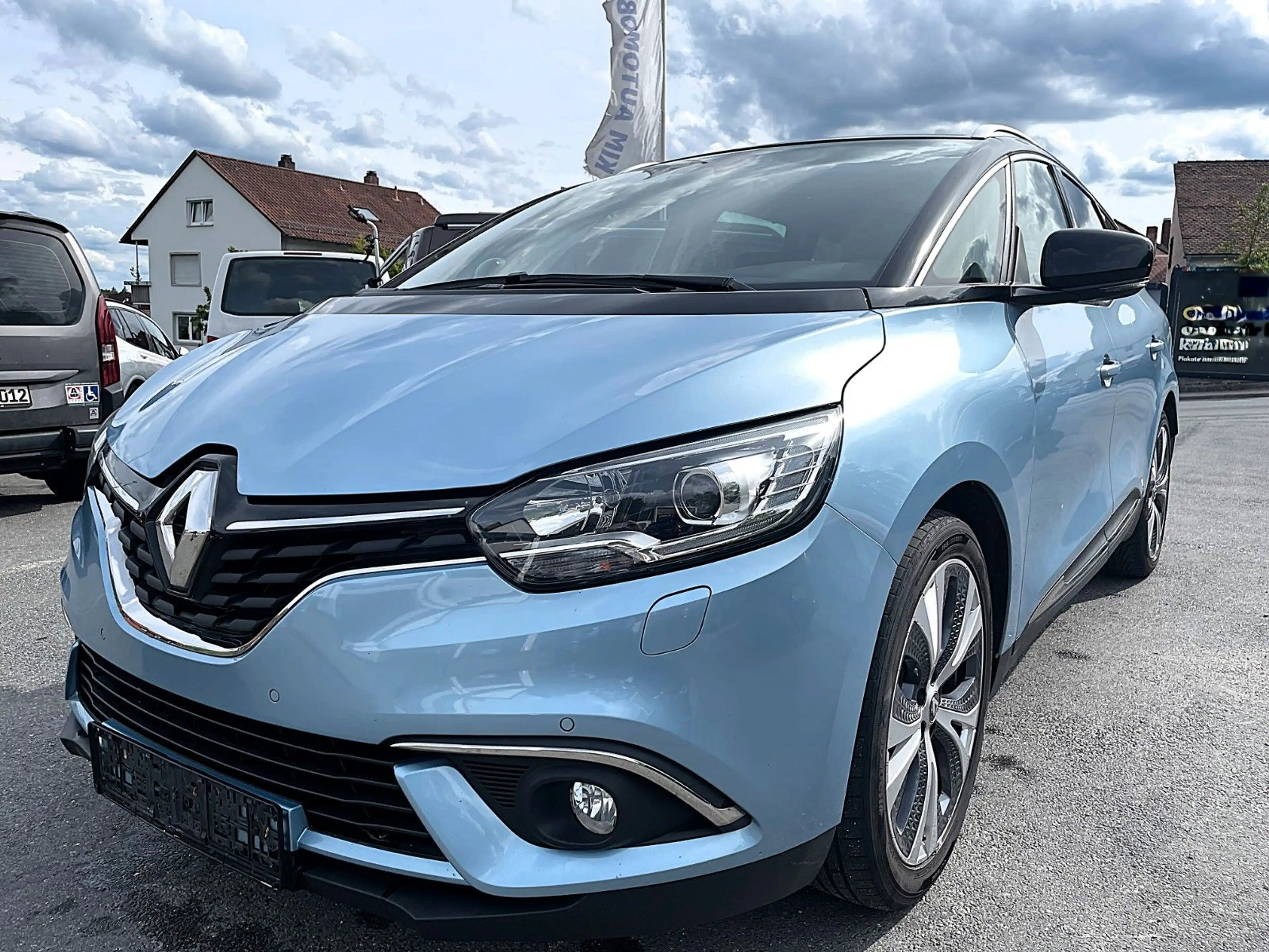 Renault Grand Scenic /NAVI/ANHÄNGER/MASSAGE/SPORT/ALU 20" — photo 11