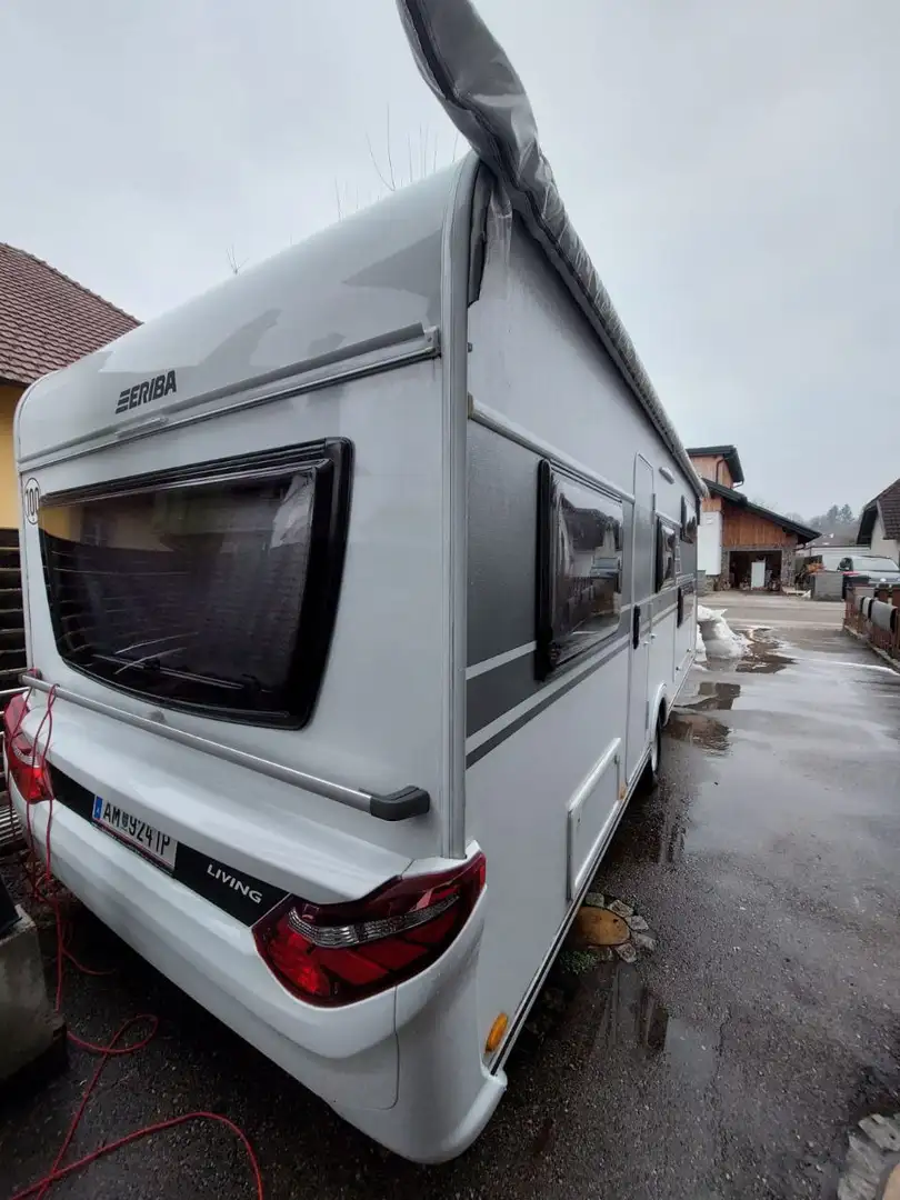 Caravans-Wohnm Eriba Eriba Living 555XL - 2