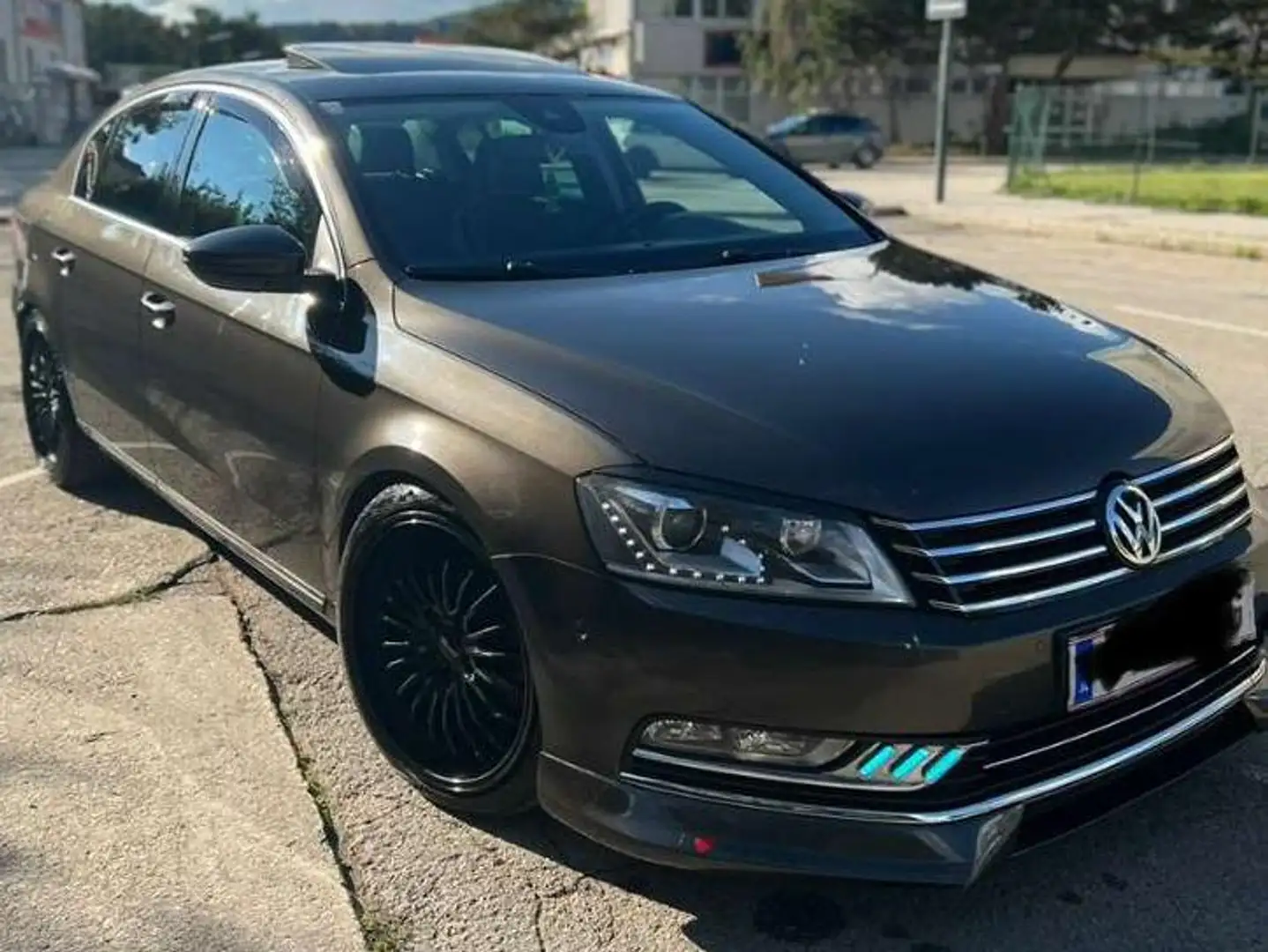 Volkswagen Passat Passat Sky 2,0 BMT TDI DPF 4Motion Sky Braun - 1
