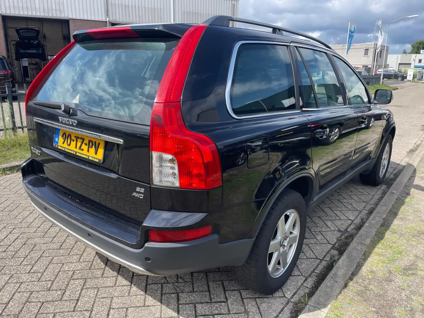 Volvo XC90 3.2 Momentum 7p Garantie eerste eigenaar Zwart - 2