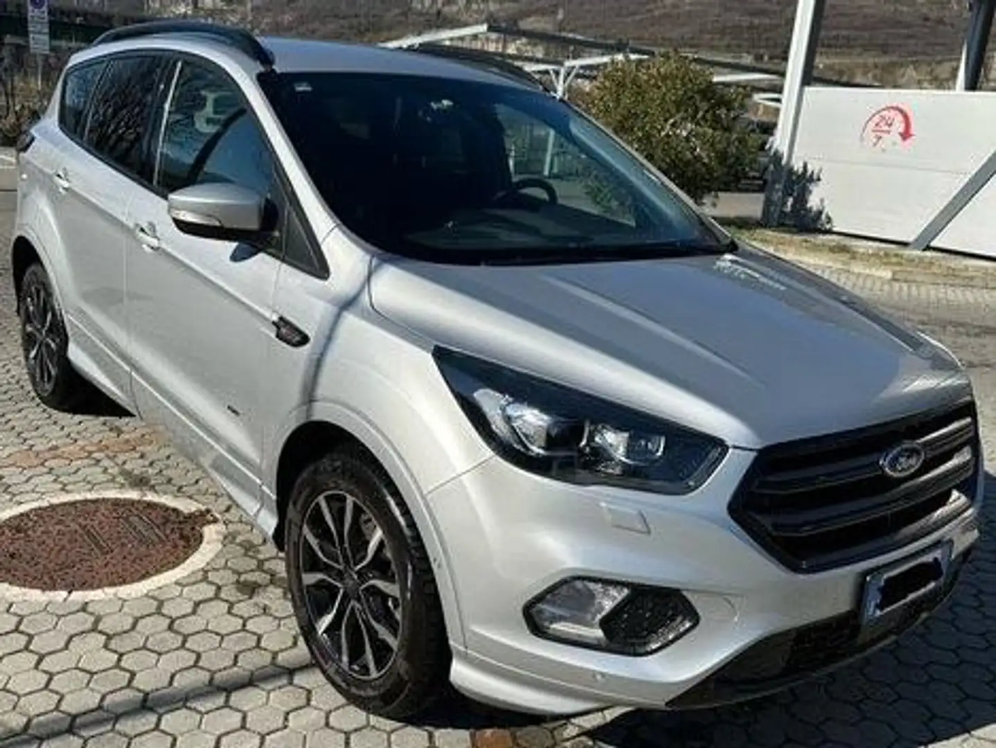 Ford Kuga 2.0 tdci ST-Line 4wd 150cv Powershift - 2