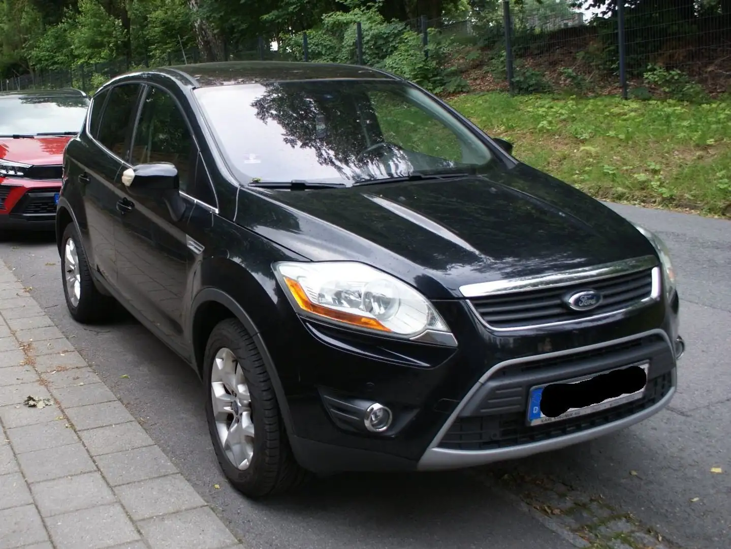 Ford Kuga Kuga 2.0 TDCi 4x4 Champions Edition Schwarz - 1