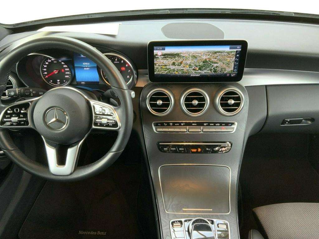 Mercedes-Benz C 180