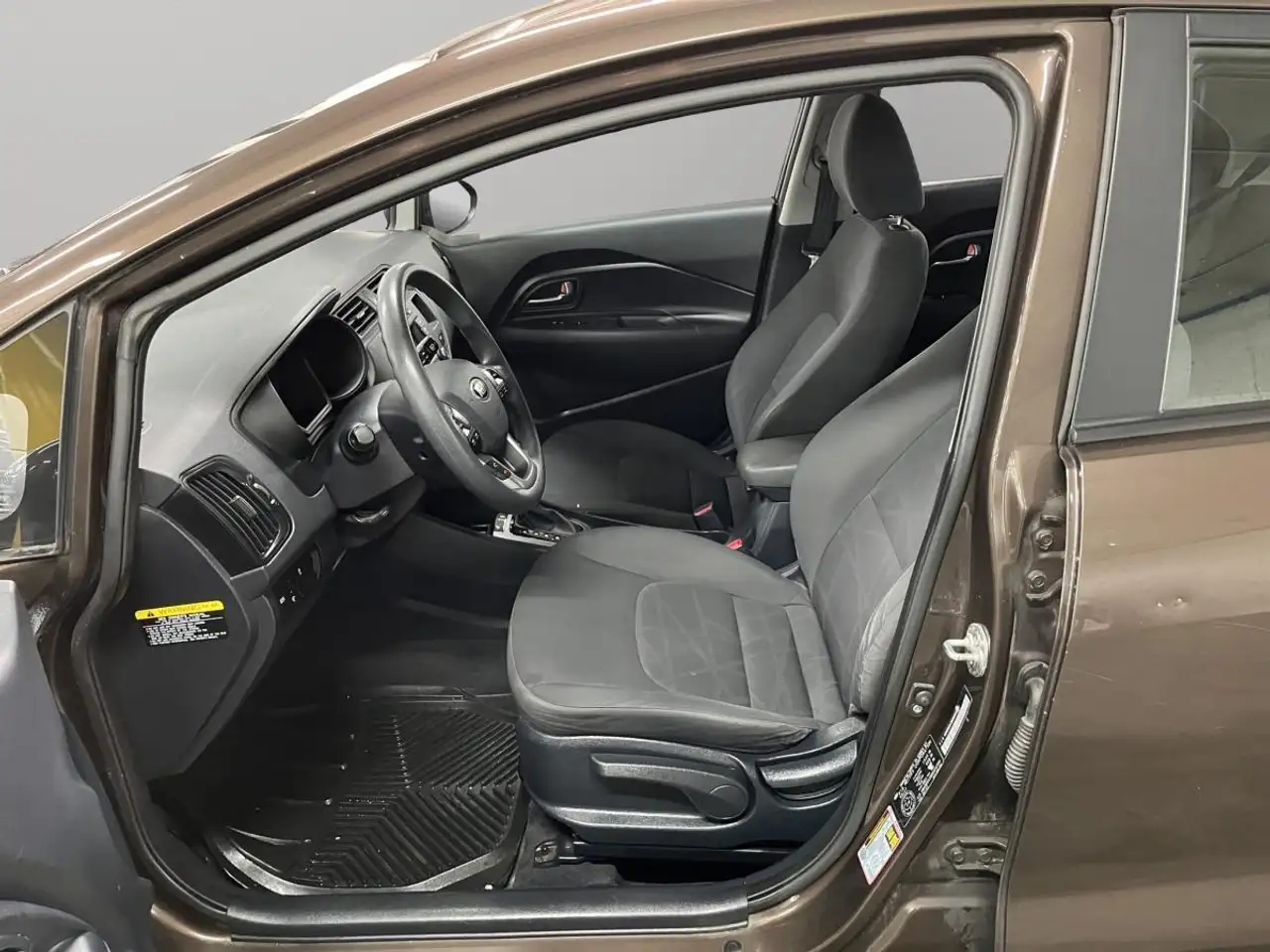 Kia Rio снимка Kia Rio
