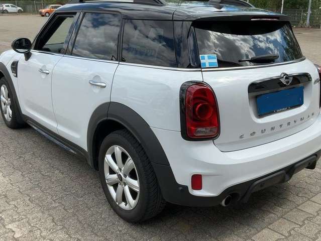 Imagine MINI Cooper D Countryman Mini Cooper D Countryman Aut.