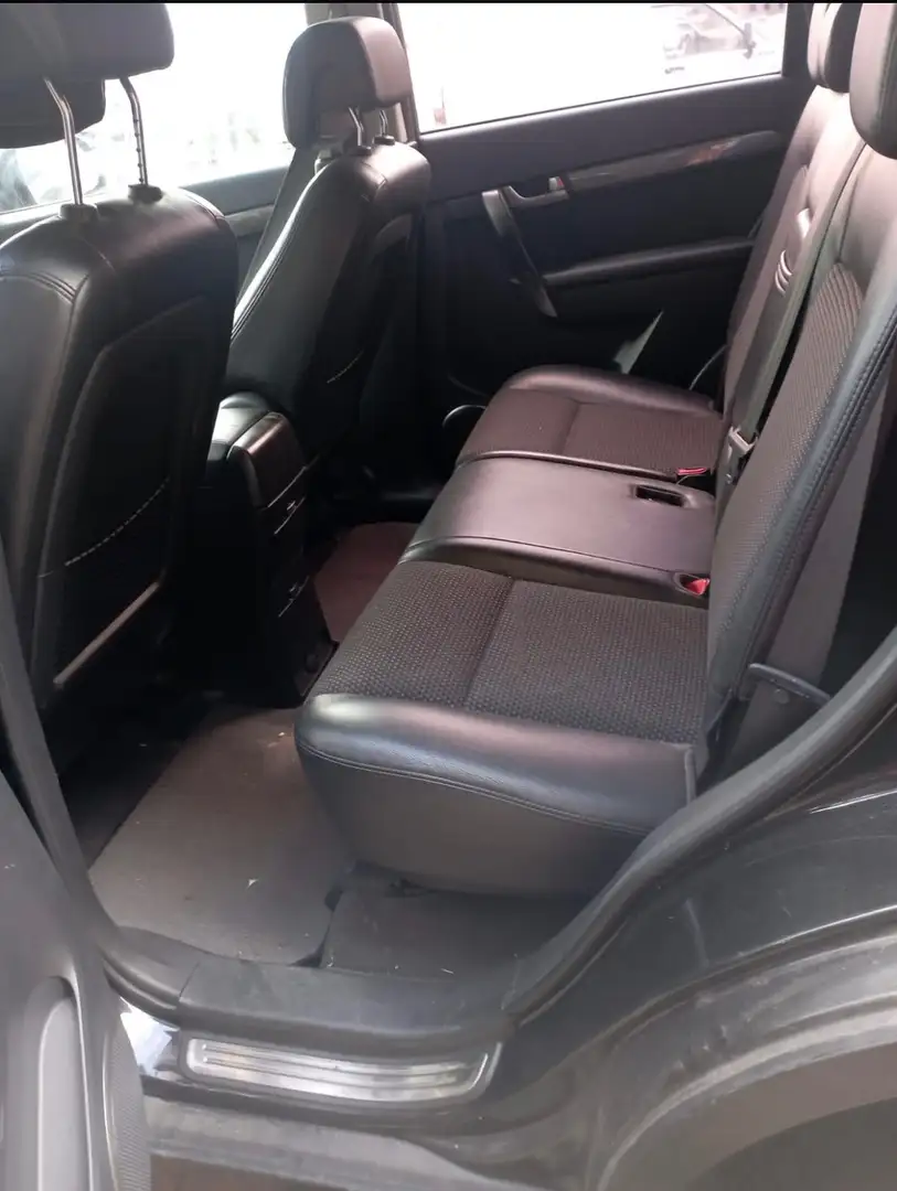 Chevrolet Captiva Negru - 2