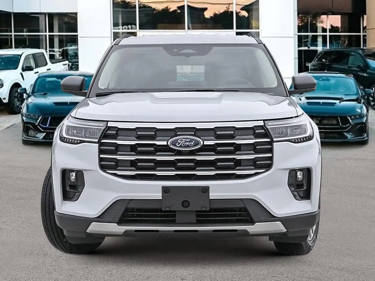 Ford Explorer снимка Ford Explorer