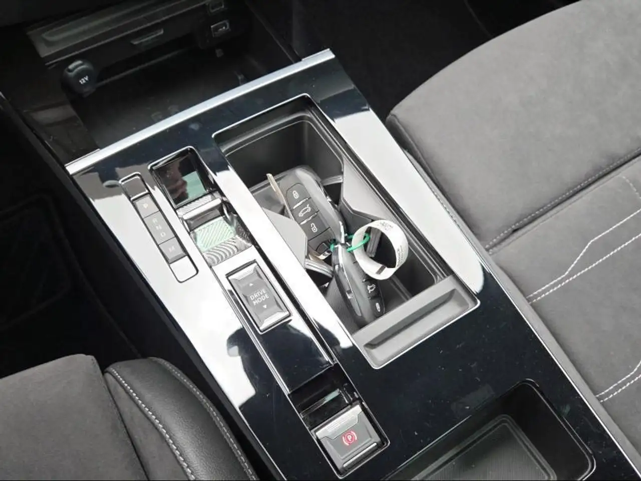 Opel Astra Ultimate Hybrid, миниатюра 20