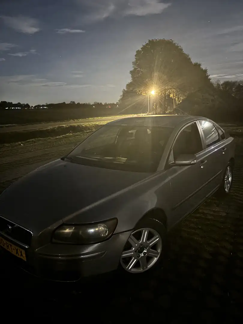 Volvo S40 1.8 Classic edition NEW APK Grijs - 2