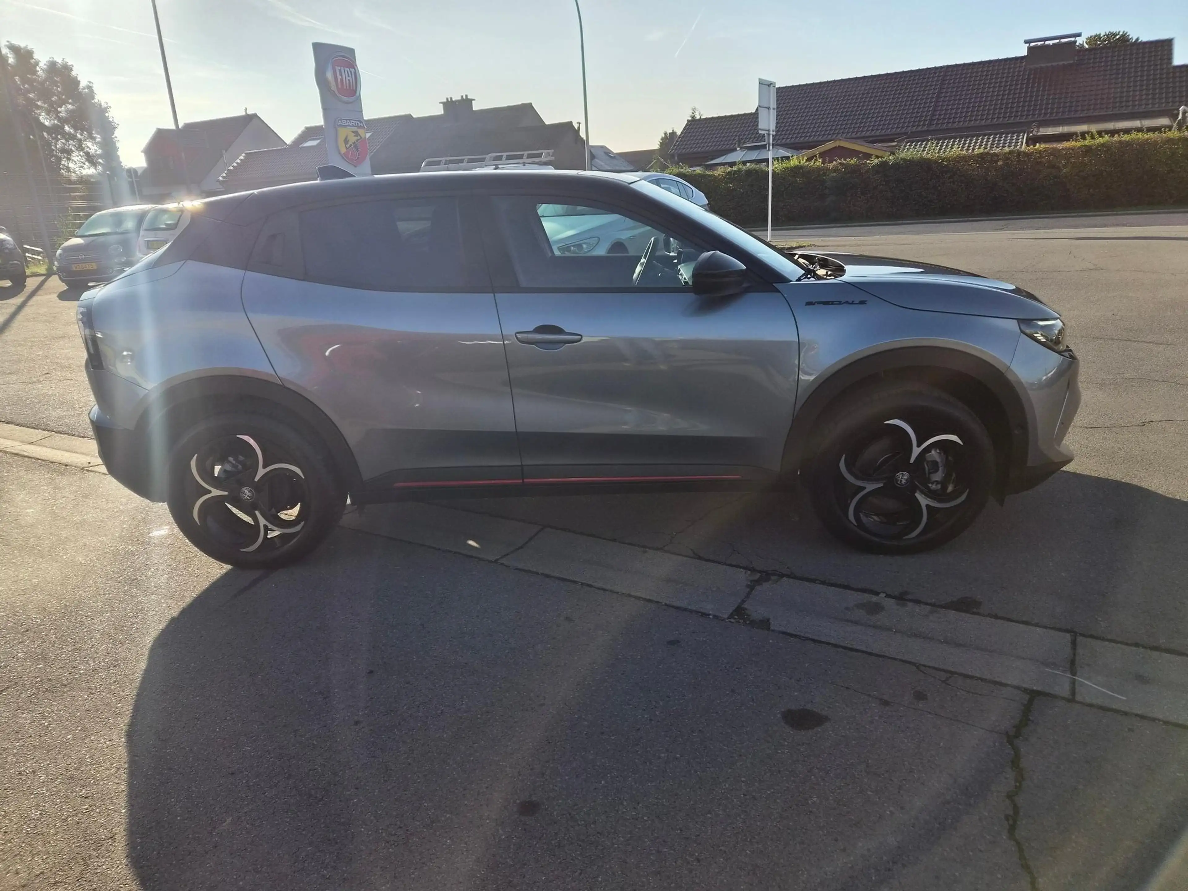 Alfa Romeo Junior Junio Speciale 1.2 HYbrid — photo 4