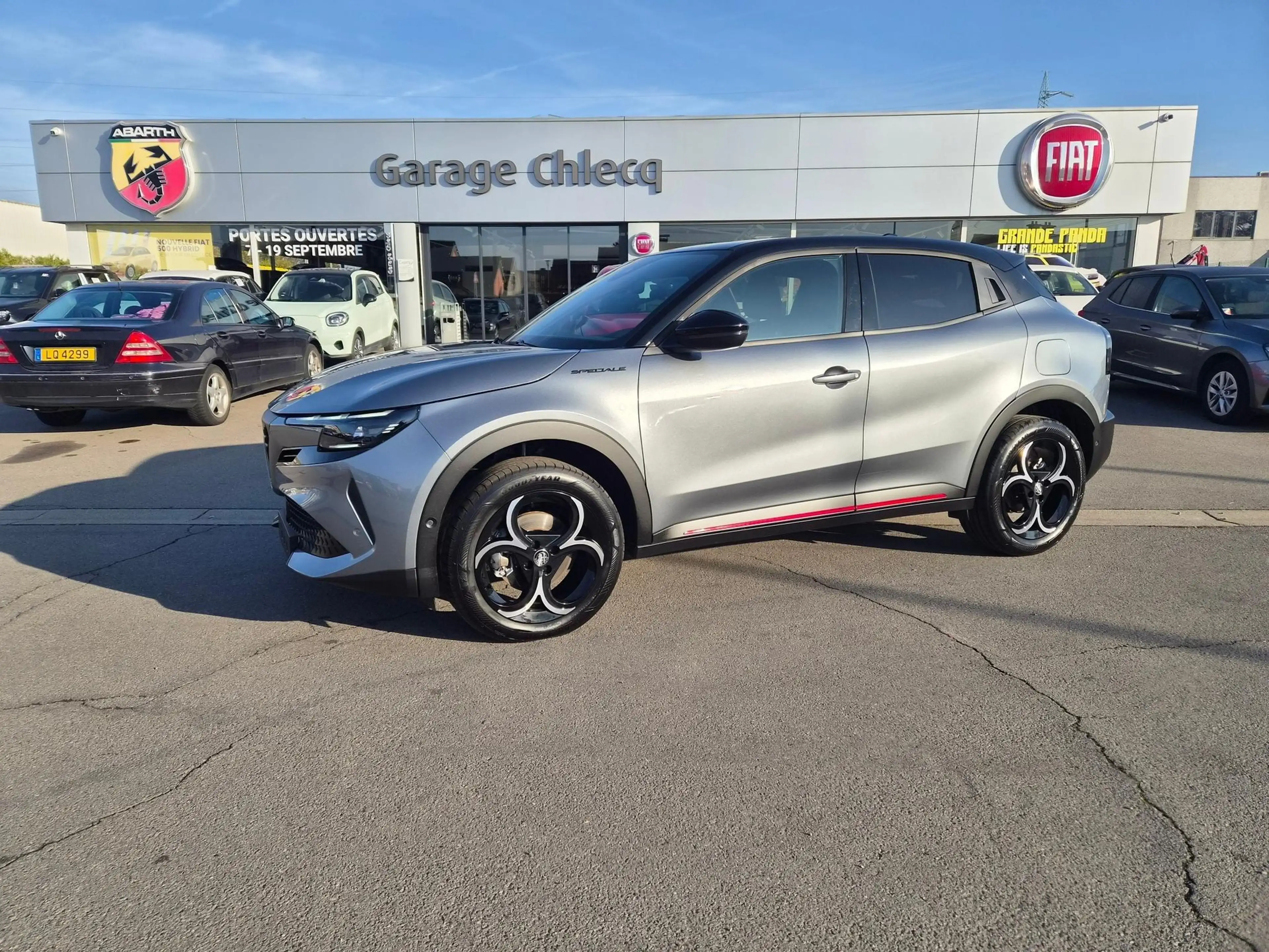 Alfa Romeo Junior Junio Speciale 1.2 HYbrid — photo 2
