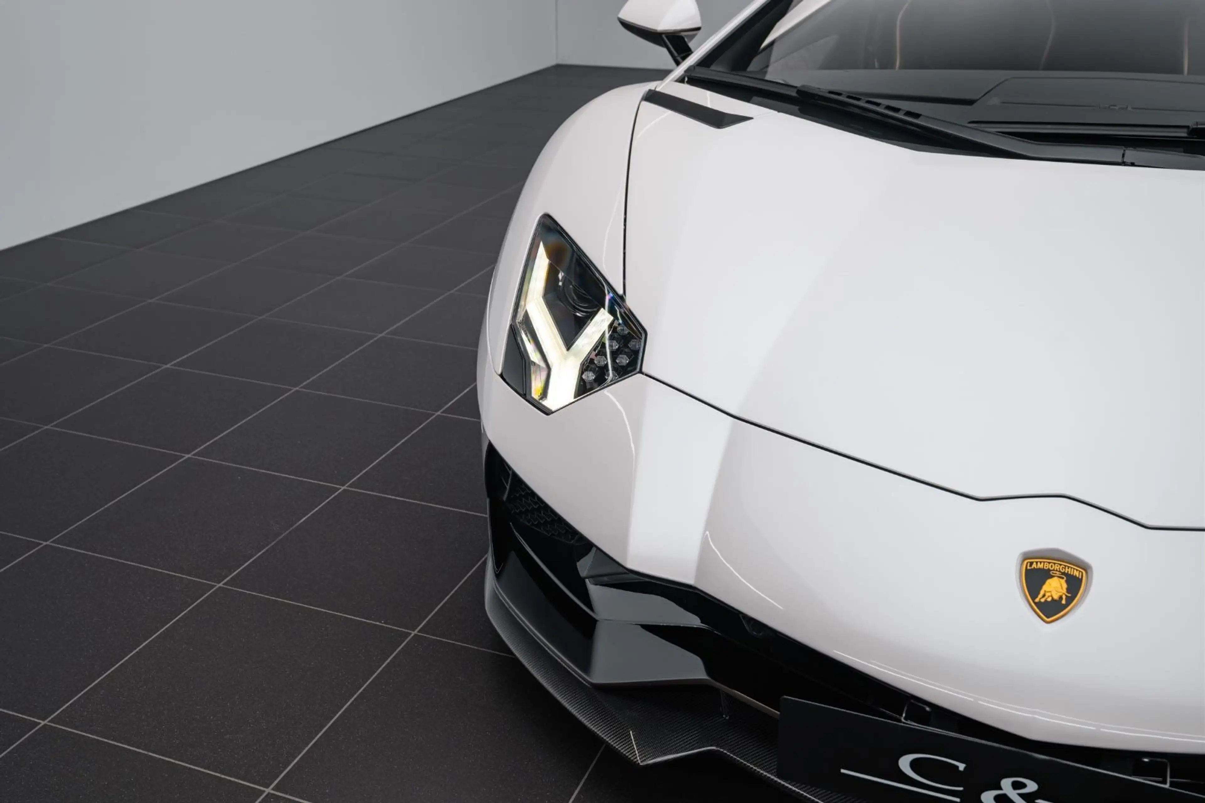 Lamborghini Aventador Ultimae/KAMERA/CARBON/GARANTIE 05/27 — photo 7