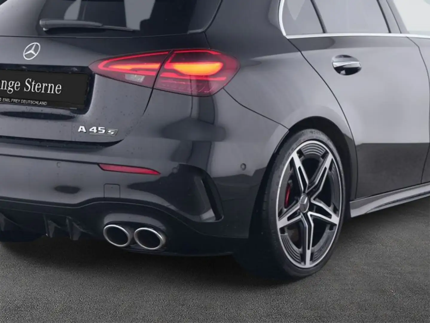 Mercedes-Benz A 45 AMG A-Klasse Schwarz - 2