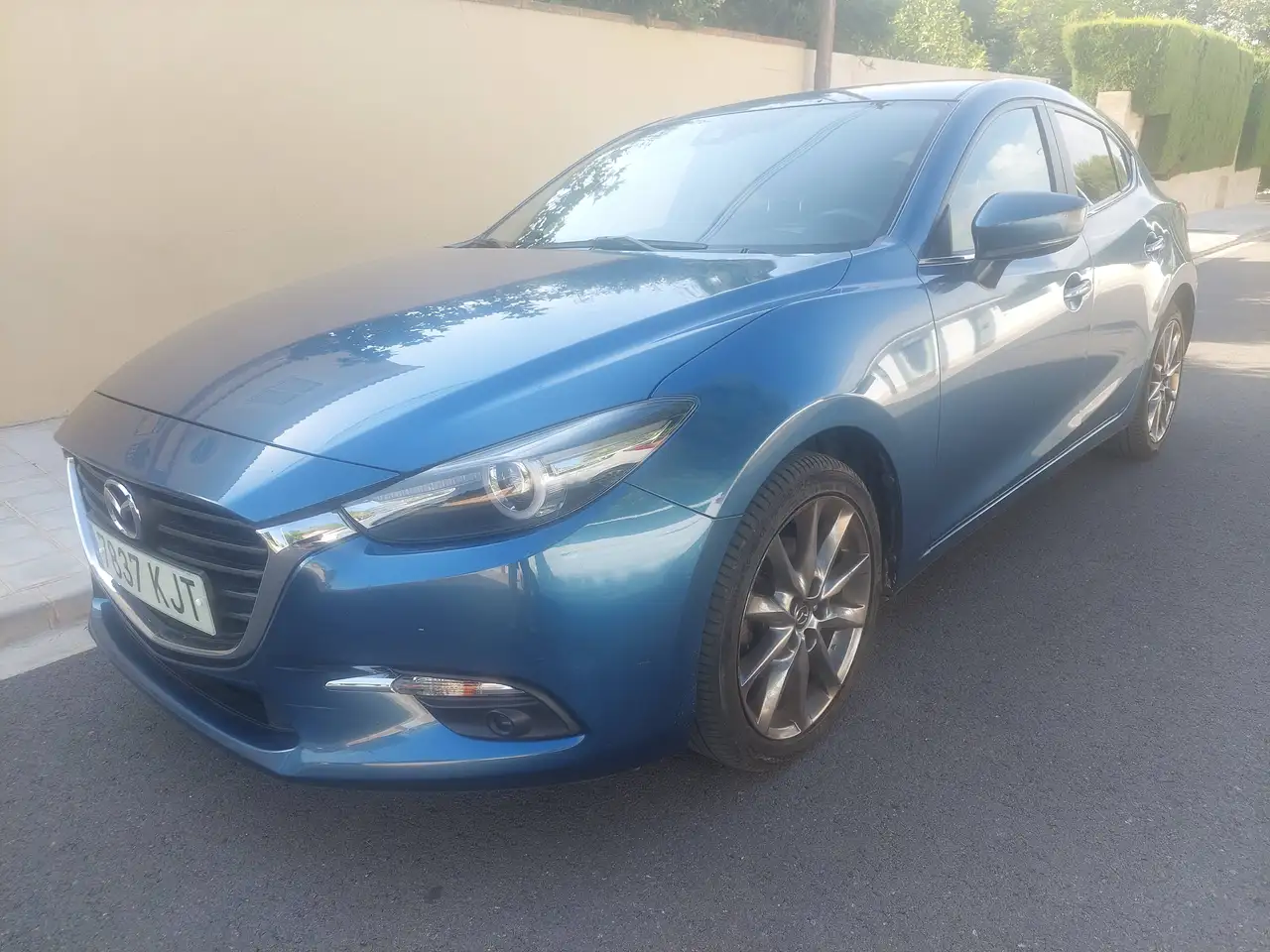 Mazda 3