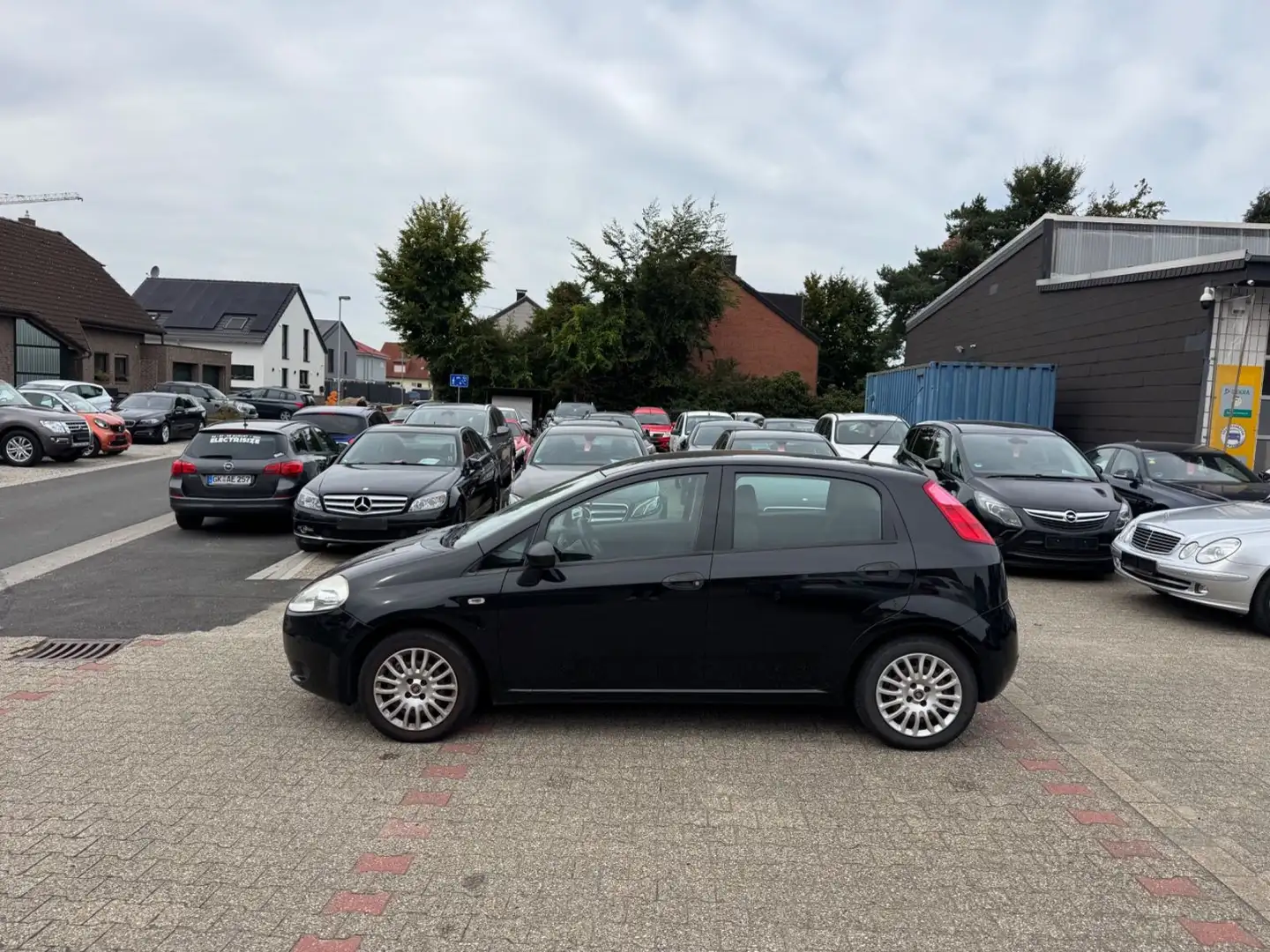 Fiat Grande Punto 1.2 Active 5-trg TV m. Funk Noir - 2