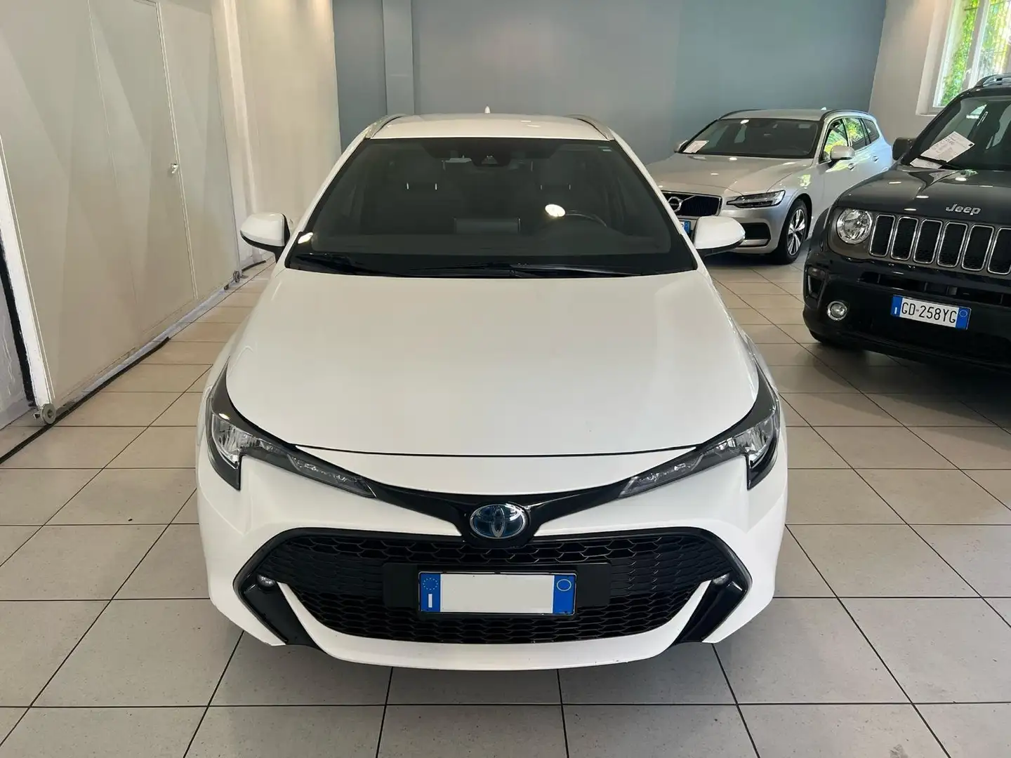 Toyota Corolla Corolla Touring Sports 1.8h Business cvt Bianco - 2