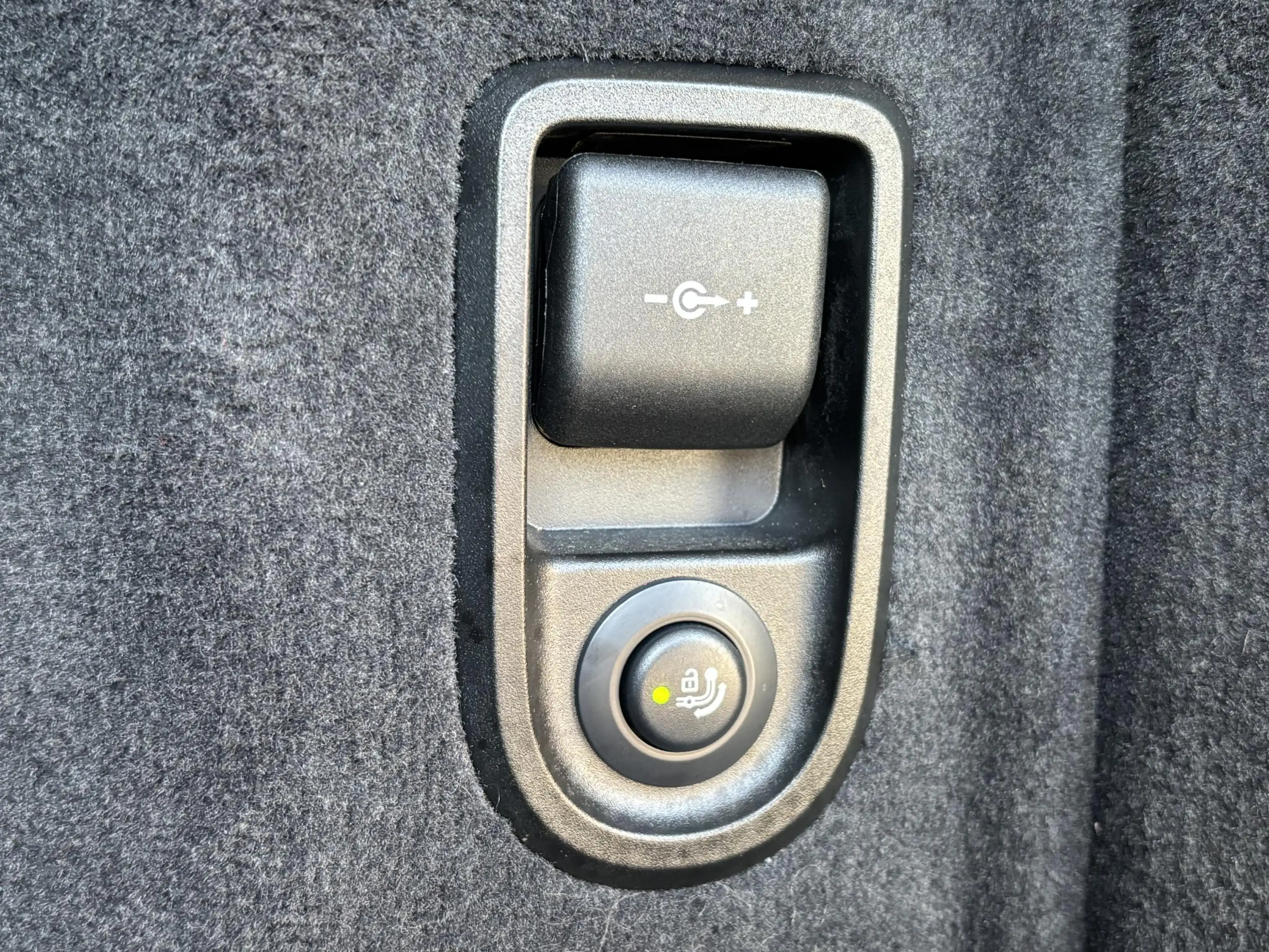 BMW 530 5-serie Touring 5 Serie Touring 530e xDrive Execut — photo 43