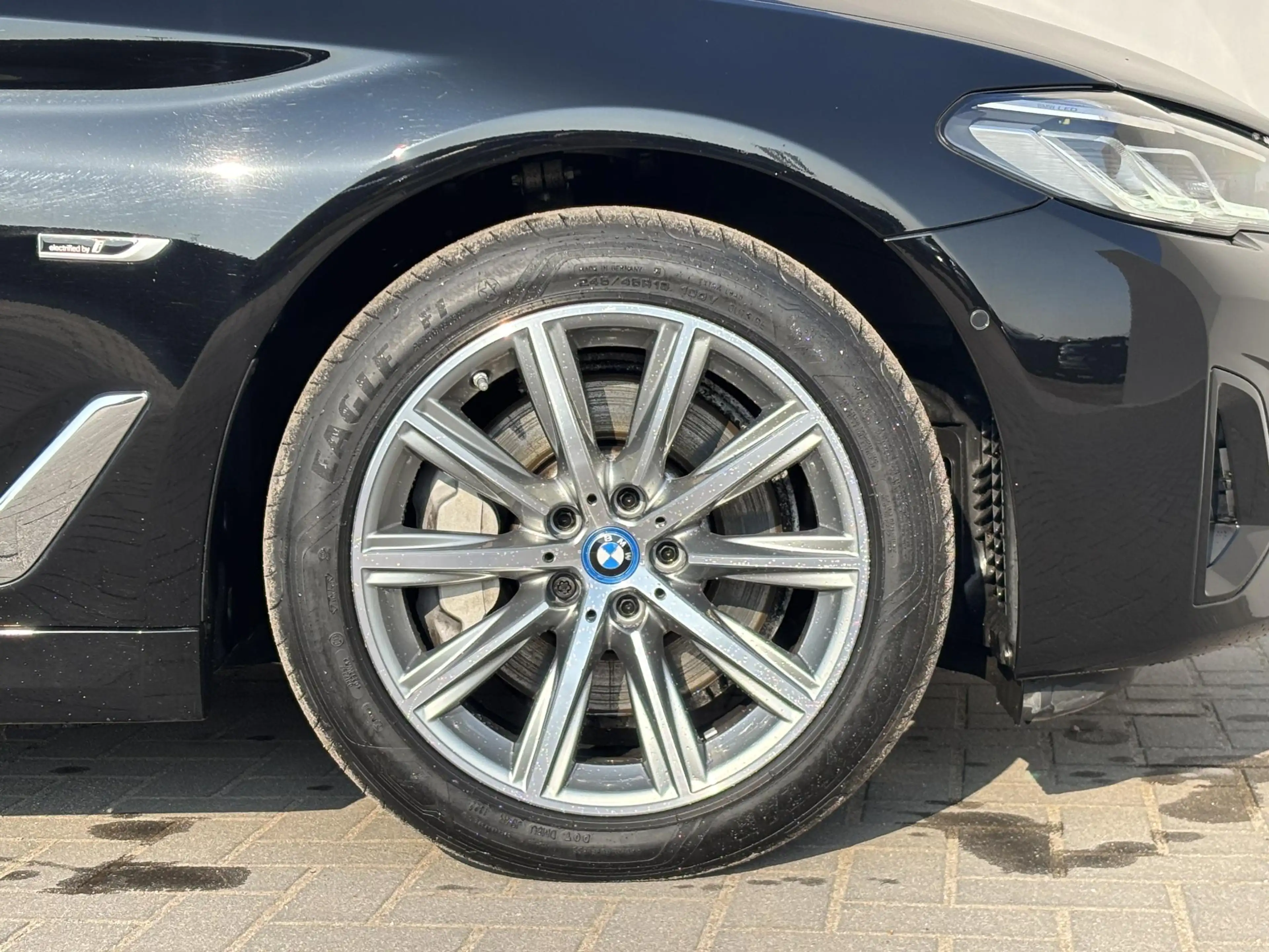 BMW 530 5-serie Touring 5 Serie Touring 530e xDrive Execut — photo 29