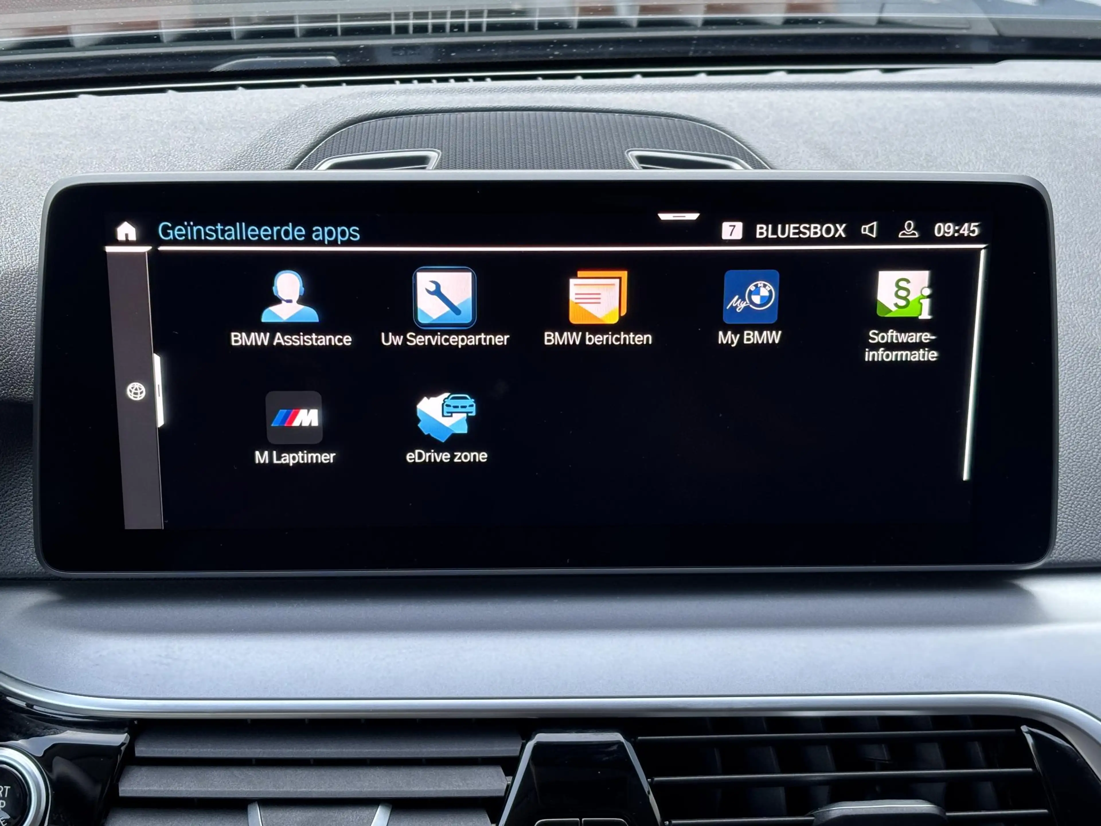 BMW 530 5-serie Touring 5 Serie Touring 530e xDrive Execut — photo 50