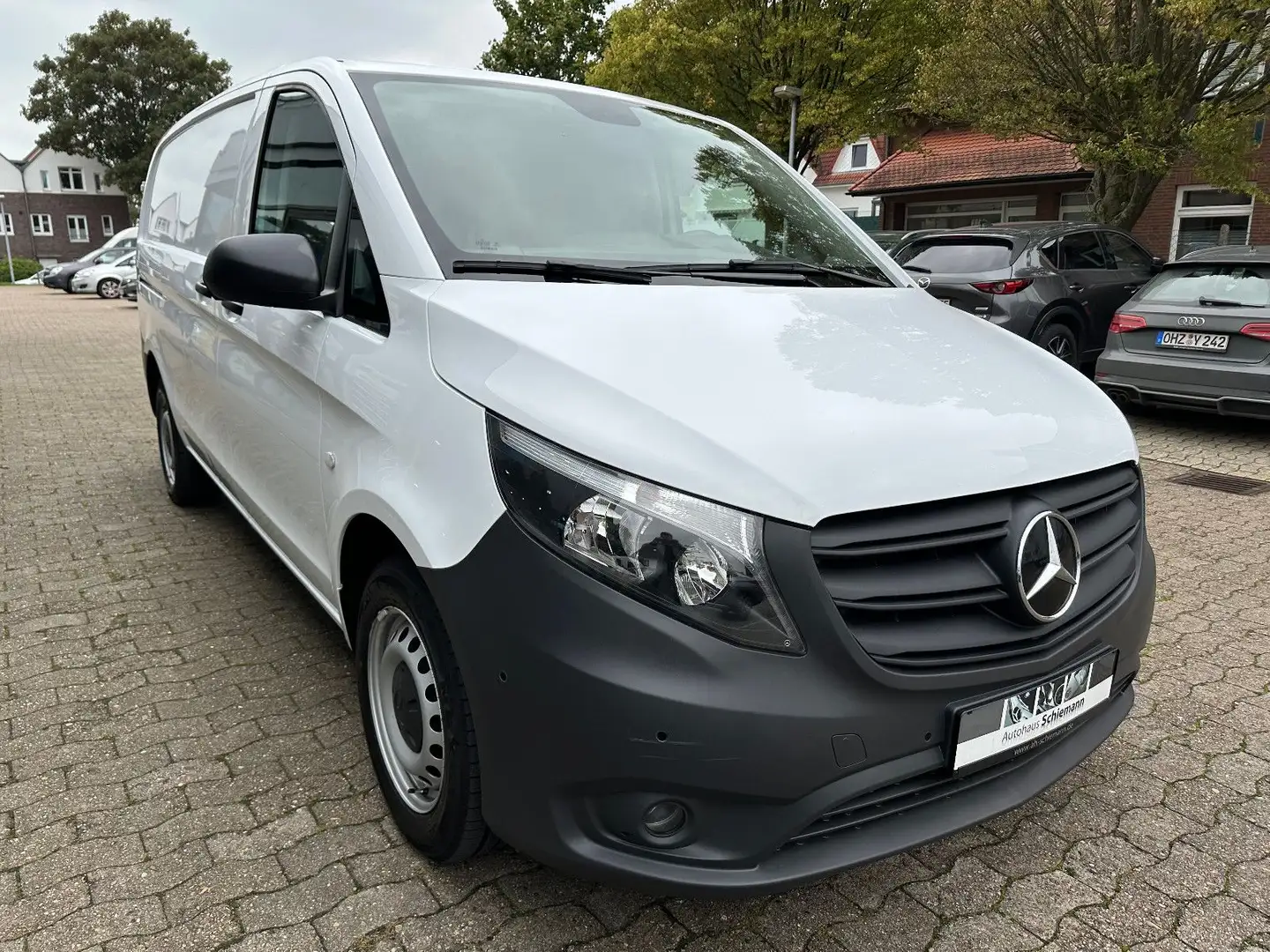 Mercedes-Benz Vito Kasten 116 CDI PRO Lang NAVI/PTS/TEMPOMAT Weiß - 2