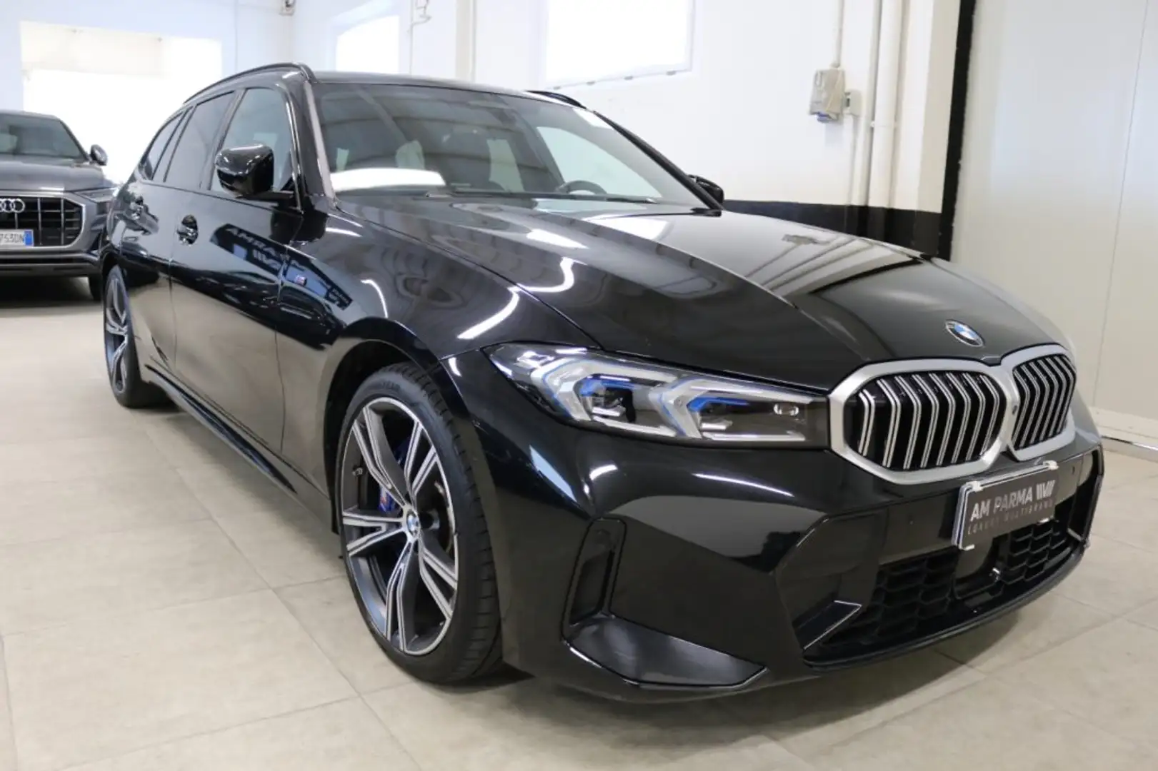 BMW 320 d 48V xDrive Touring Msport "" GARANZIA BMW "" Zwart - 1