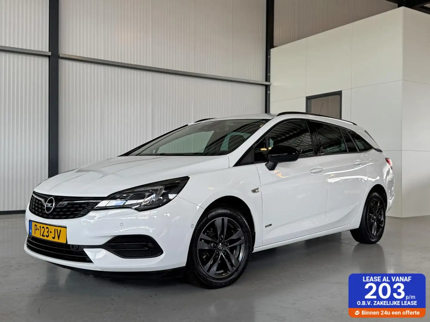 Opel Astra Sports Tourer 1.2 Turbo 81kW Design&Tech Weiß - 1
