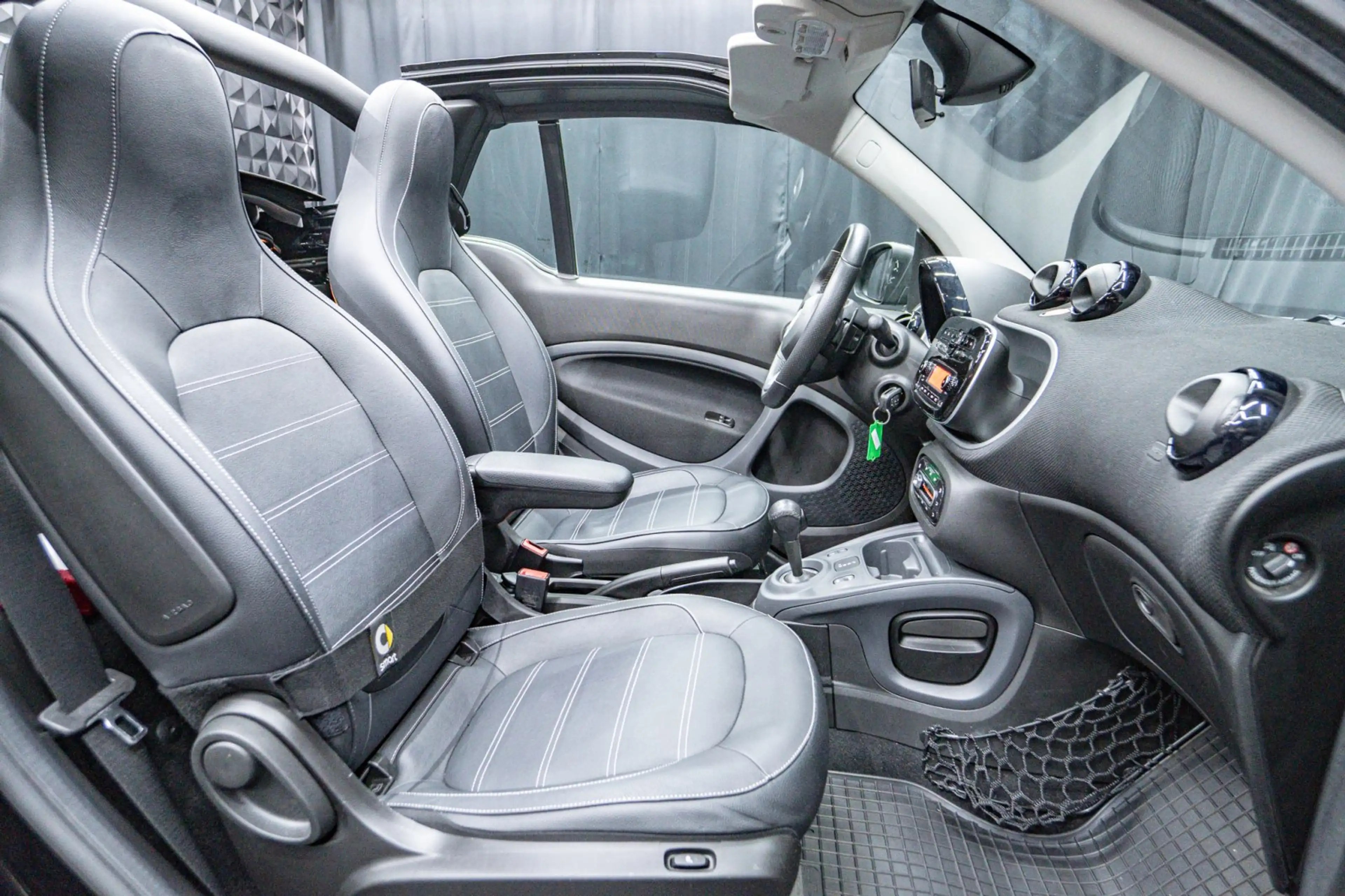 smart forTwo Cabrio turbo Prime Komfort LED — photo 13