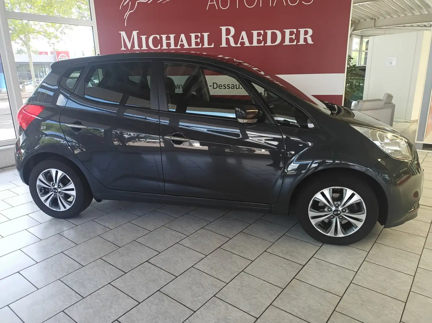 Kia Venga Dream Team Navi Kamera SHZ Gris - 1