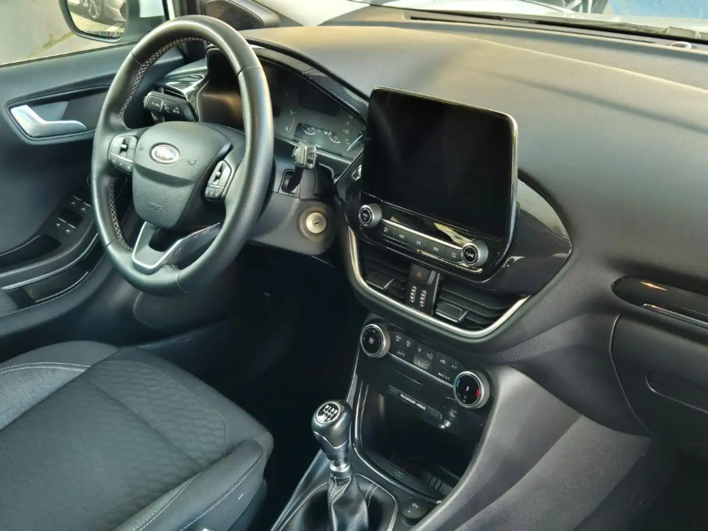 Ford Puma 1.5 EcoBlue 120 CV S&S Tit. Design Blanc - 2