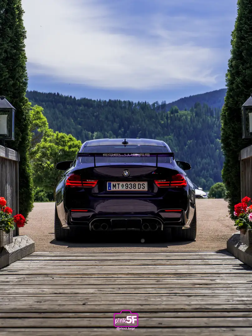 BMW M4 M-DKG Aut. (F82) - 1