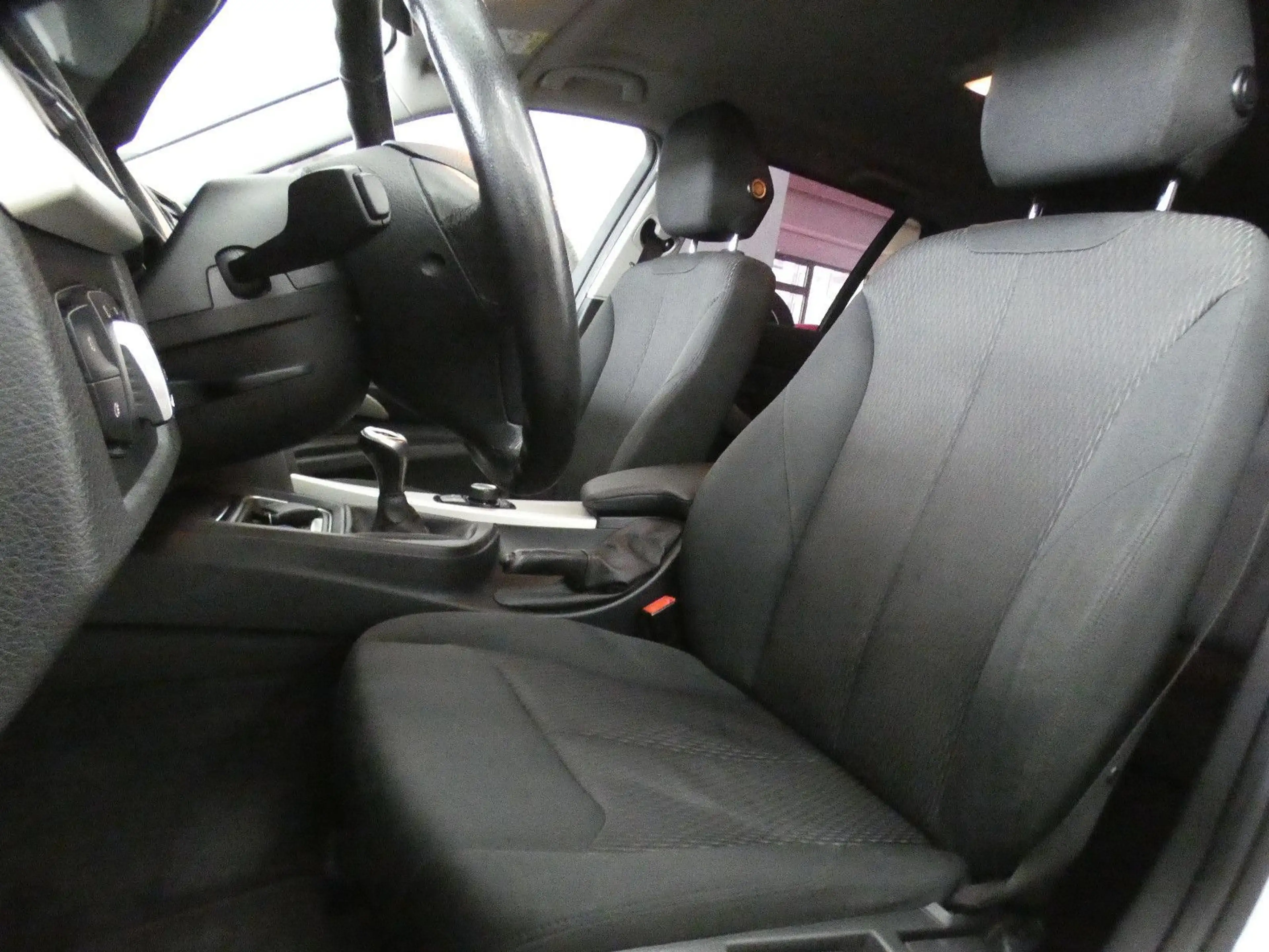 BMW 316 i Touring* — photo 8