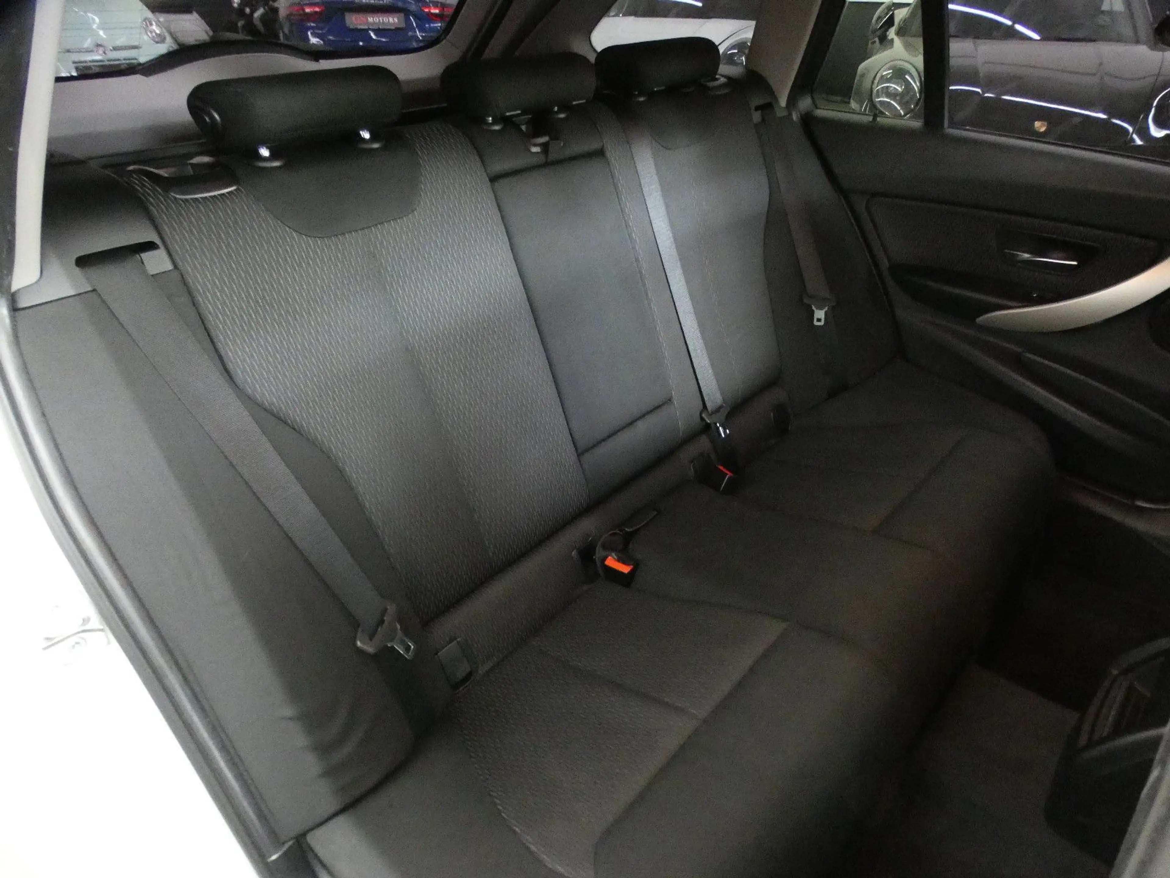 BMW 316 i Touring* — photo 12