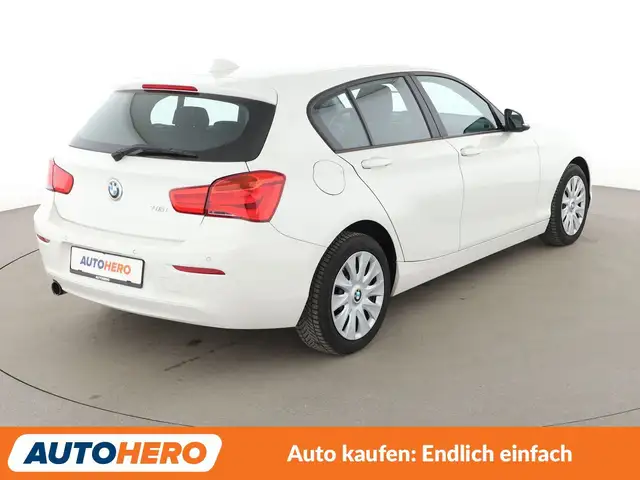 BMW 1 Series view 6